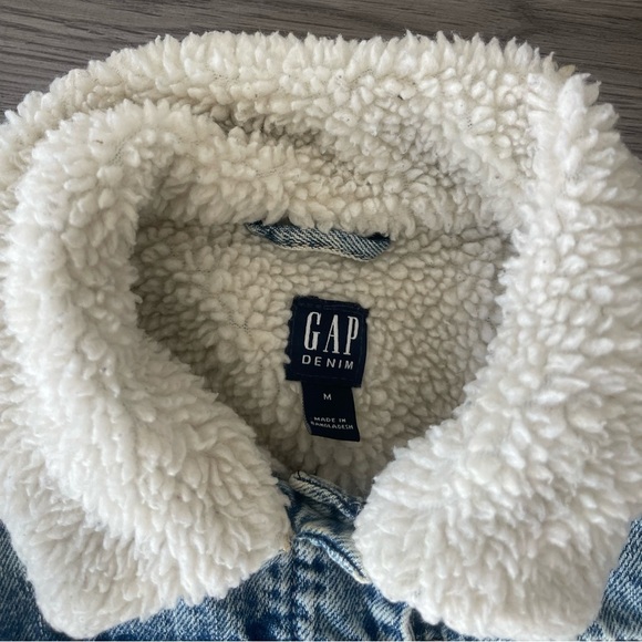 Gap Sherpa denim jacket - Picture 2 of 5